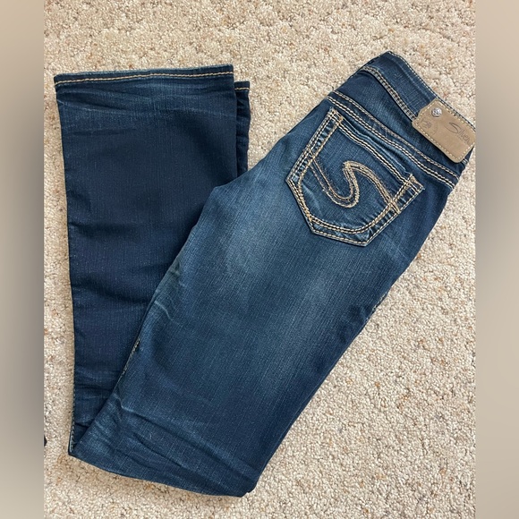 Silver Jeans - Picture 3 of 3